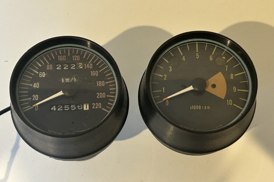  YAMAHA(ヤマハ) W1SA メーター修理＆レストアのBEFOREイメージ